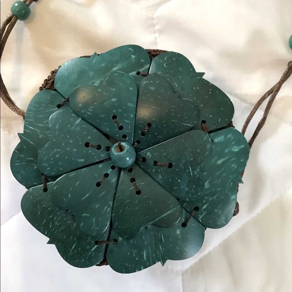 Mini Crossbody Flower Coconut Shell bag